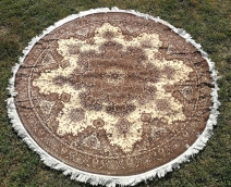 Kulatý perský koberec