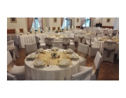 Zámecký hotel Třešť a svatební výzdoba v barvě Cappuccino